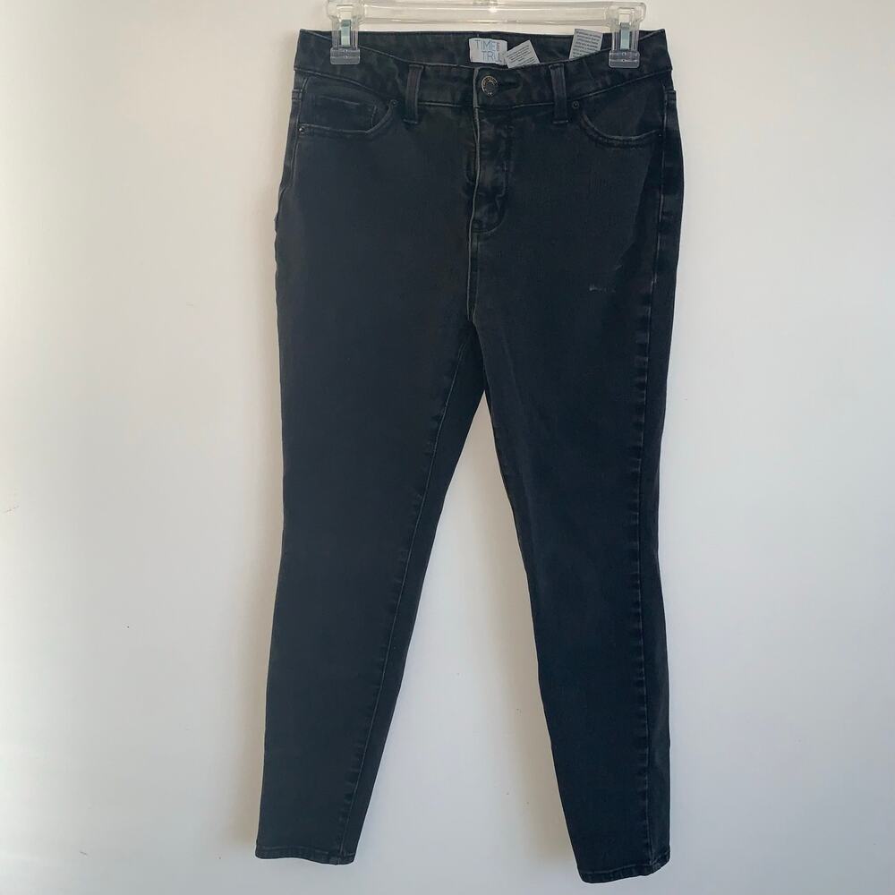 Time and Tru Women’s 6 Regular Black Skinny Jeans